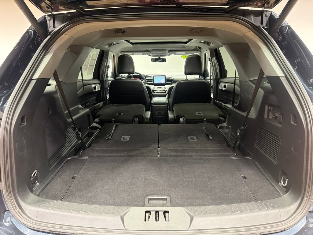Certified 2023 Ford Explorer XLT w/ Equipment Group 202A AWD/4WD image 40
