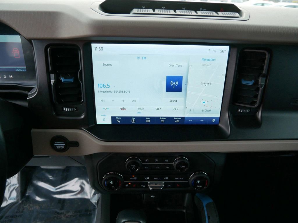 Certified 2021 Ford Bronco Wildtrak image 16