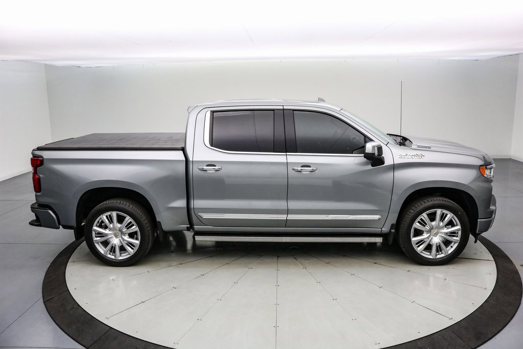 Used 2024 Chevrolet Silverado 1500 High Country w/ High Country Premium Package image 6