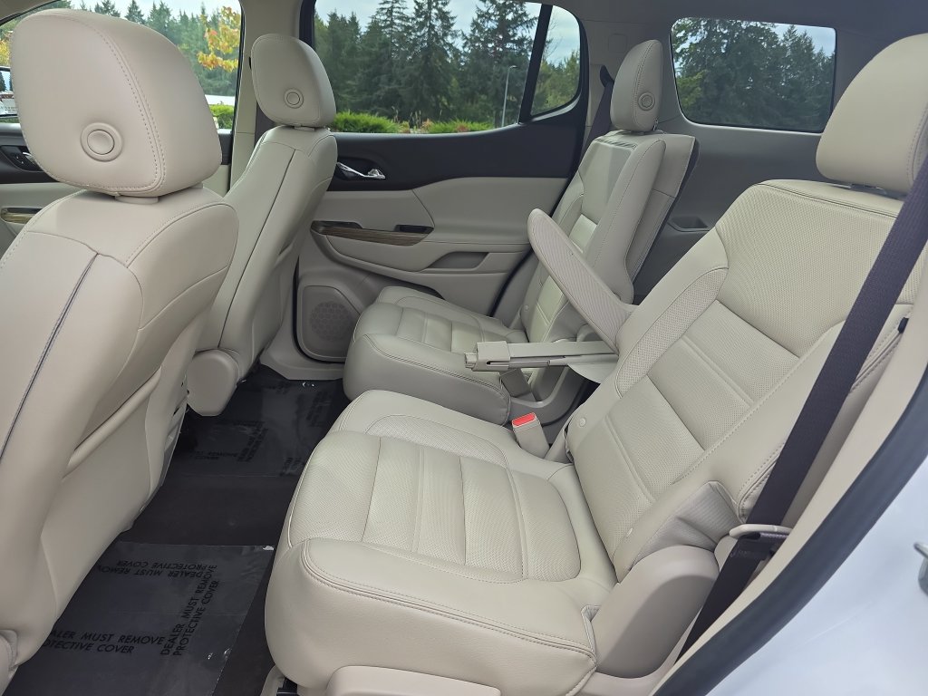Used 2019 GMC Acadia Denali w/ Technology Package AWD/4WD image 9