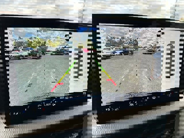 Certified 2025 Ford Explorer Active image 29