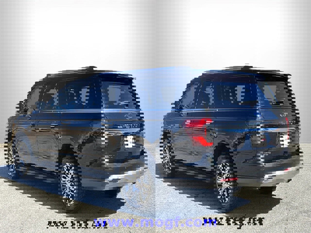 Certified 2024 Ford Expedition Max Limited image 5