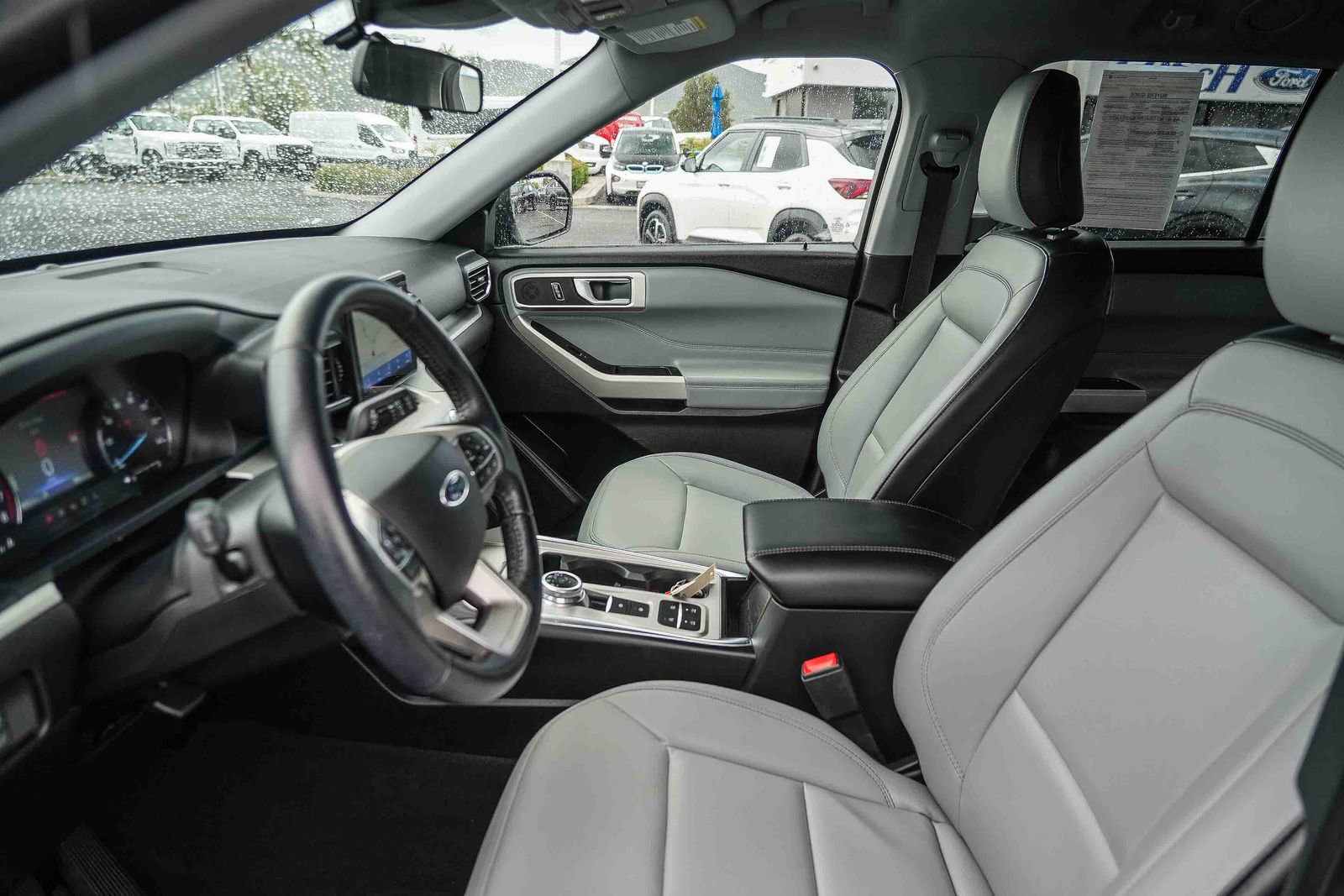 Certified 2021 Ford Explorer XLT w/ Equipment Group 202A image 17