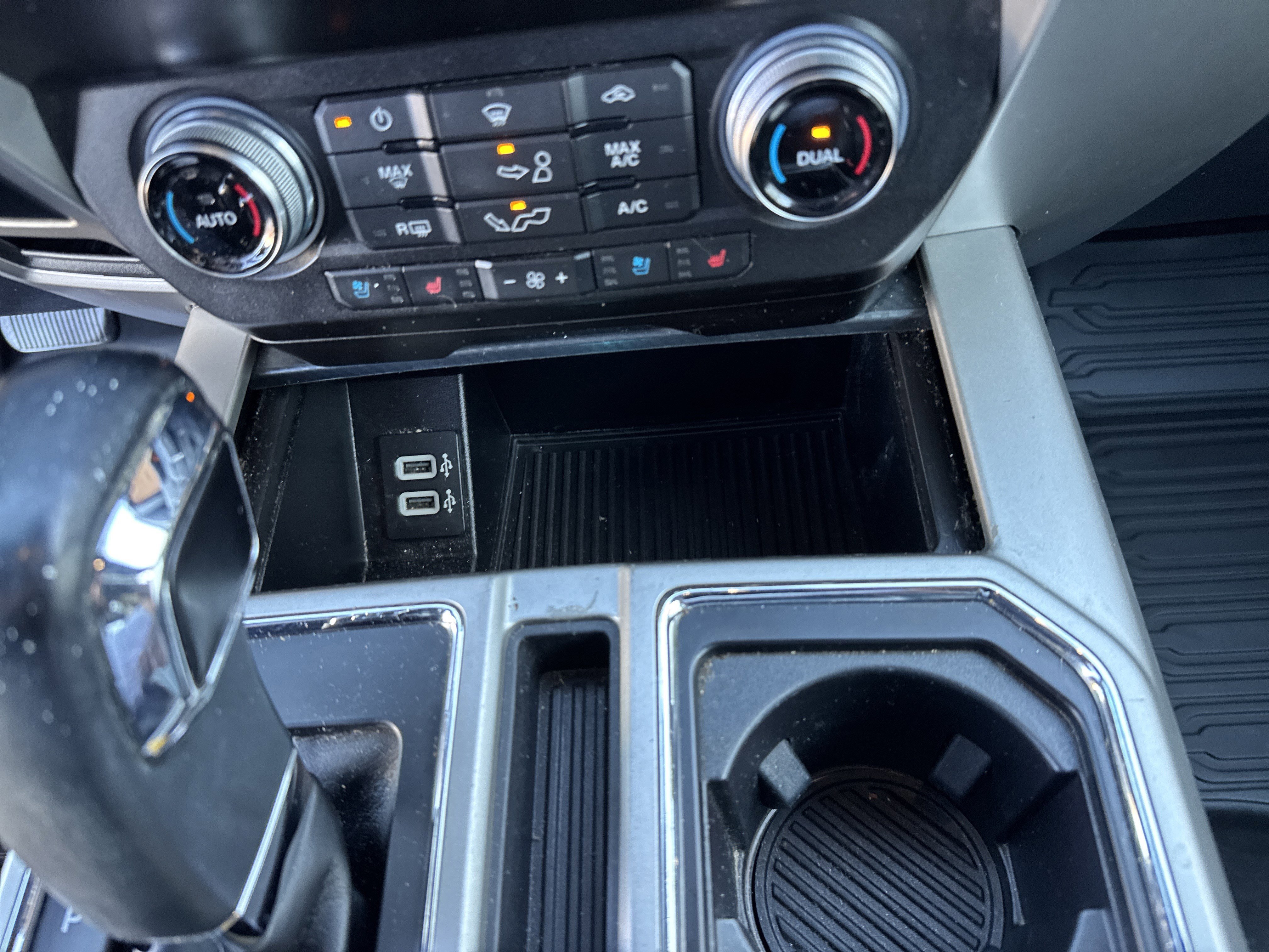 Certified 2020 Ford F150 Lariat w/ Equipment Group 502A Luxury image 51