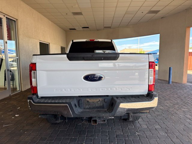 Certified 2018 Ford F250 XLT AWD/4WD image 3