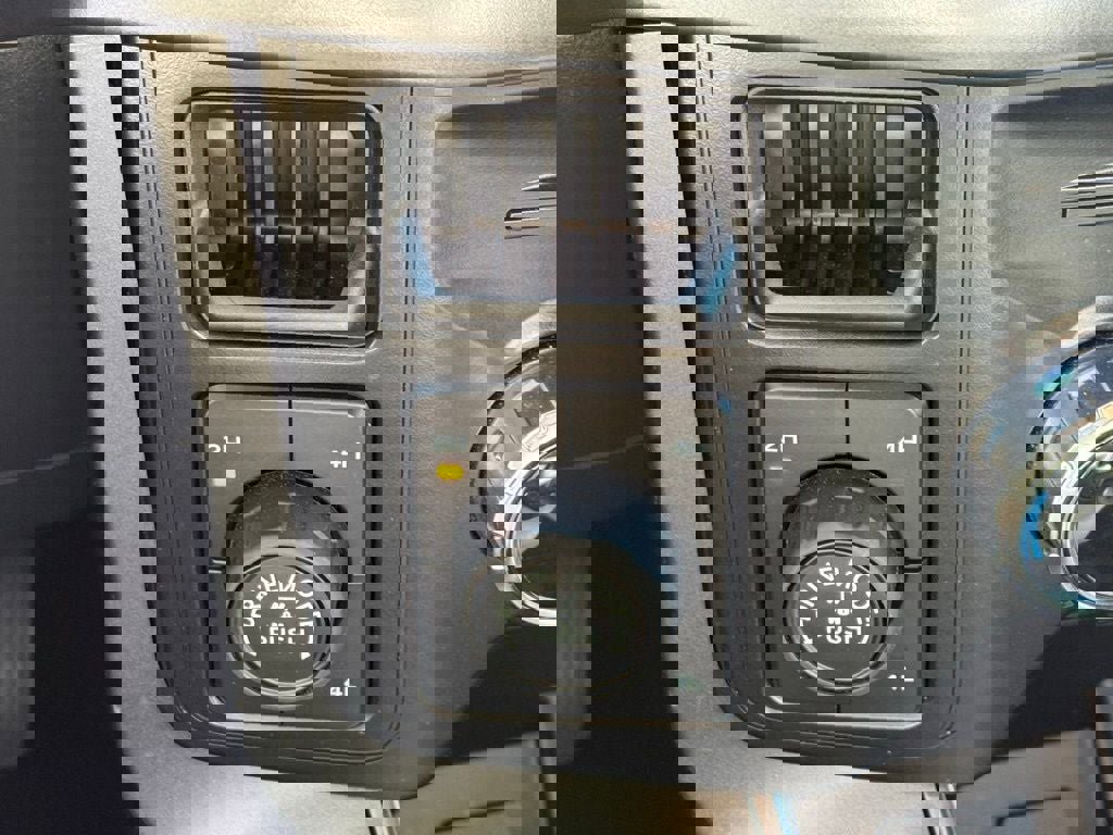 Certified 2024 Ford F150 XLT w/ Equipment Group 302A MID image 36