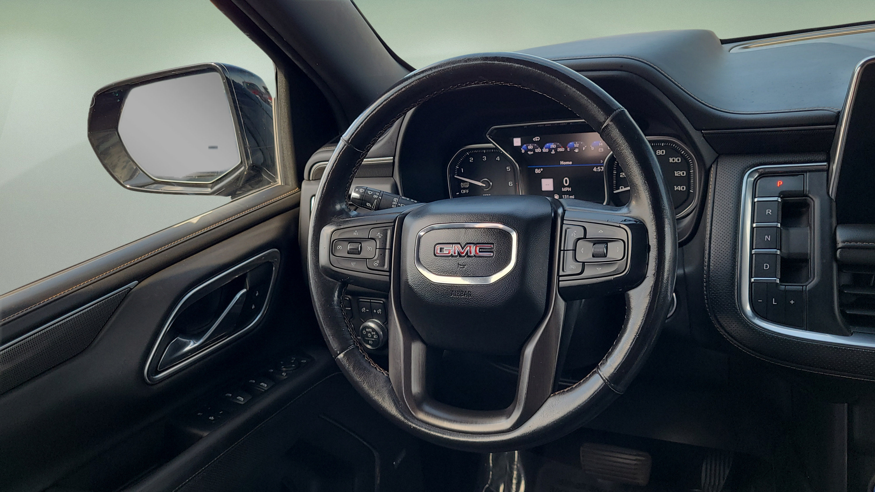 Used 2021 GMC Yukon XL AT4 w/ AT4 Premium Plus Package AWD/4WD image 11