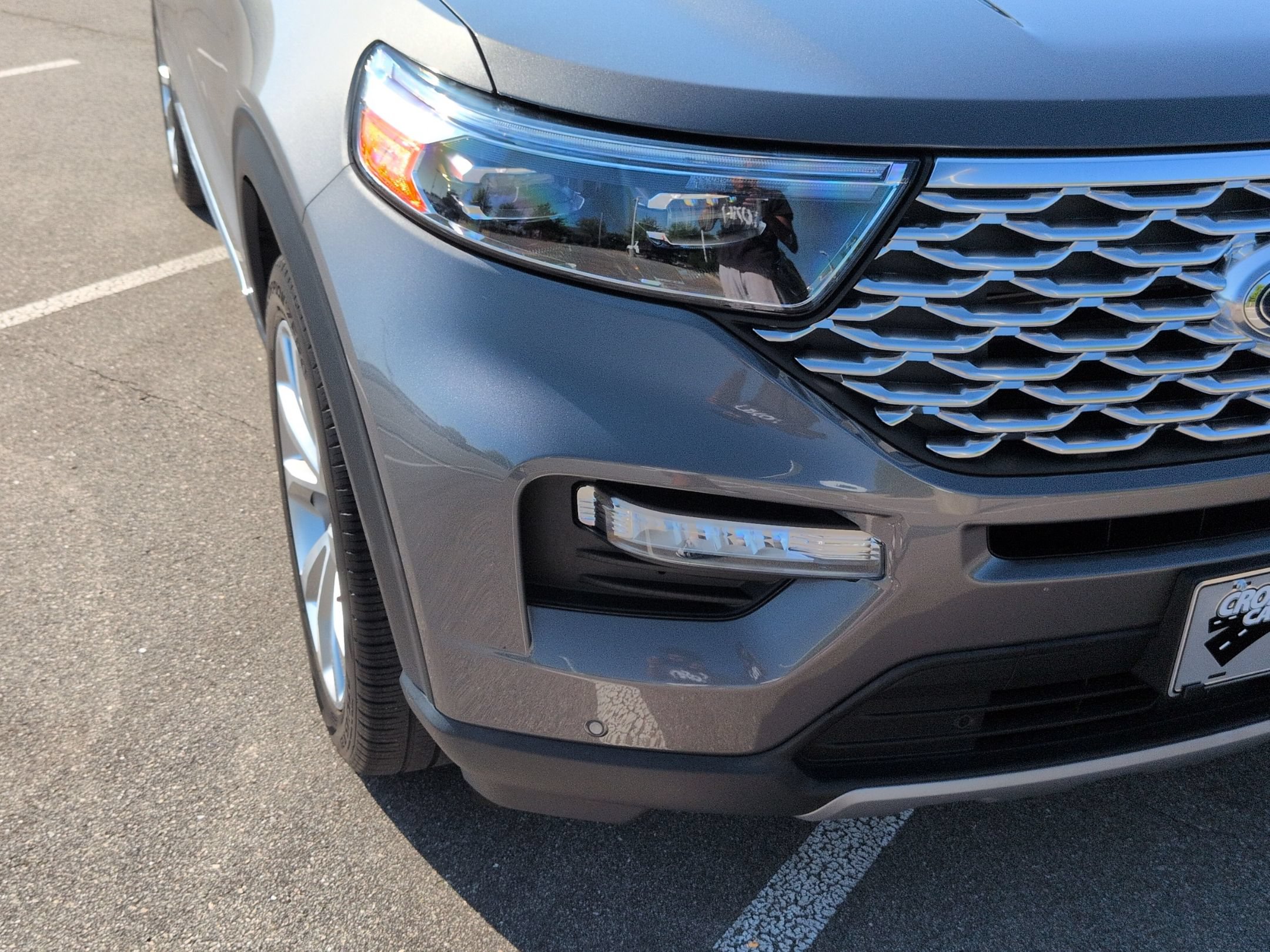 Certified 2023 Ford Explorer Platinum w/ Technology Package AWD/4WD image 10