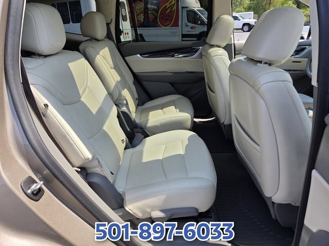 Used 2022 Cadillac XT6 Premium Luxury w/ Technology Package FWD image 15
