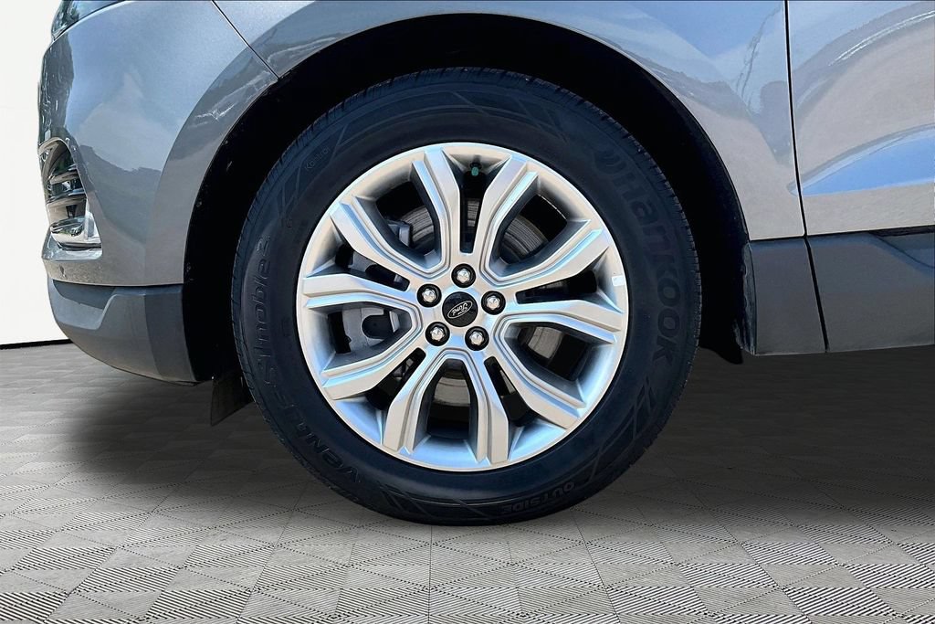 Certified 2024 Ford Edge Titanium AWD/4WD image 9