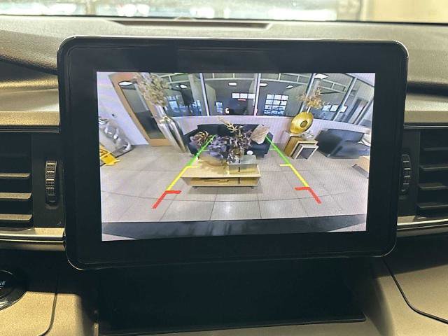 Certified 2022 Ford Explorer XLT image 13