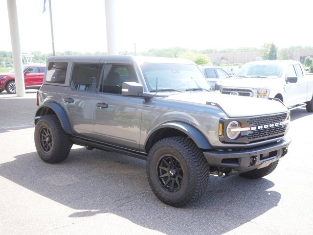 Certified 2022 Ford Bronco Wildtrak AWD/4WD image 3