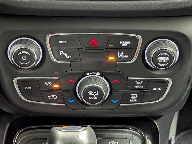 Used 2021 Jeep Compass Limited AWD/4WD image 6