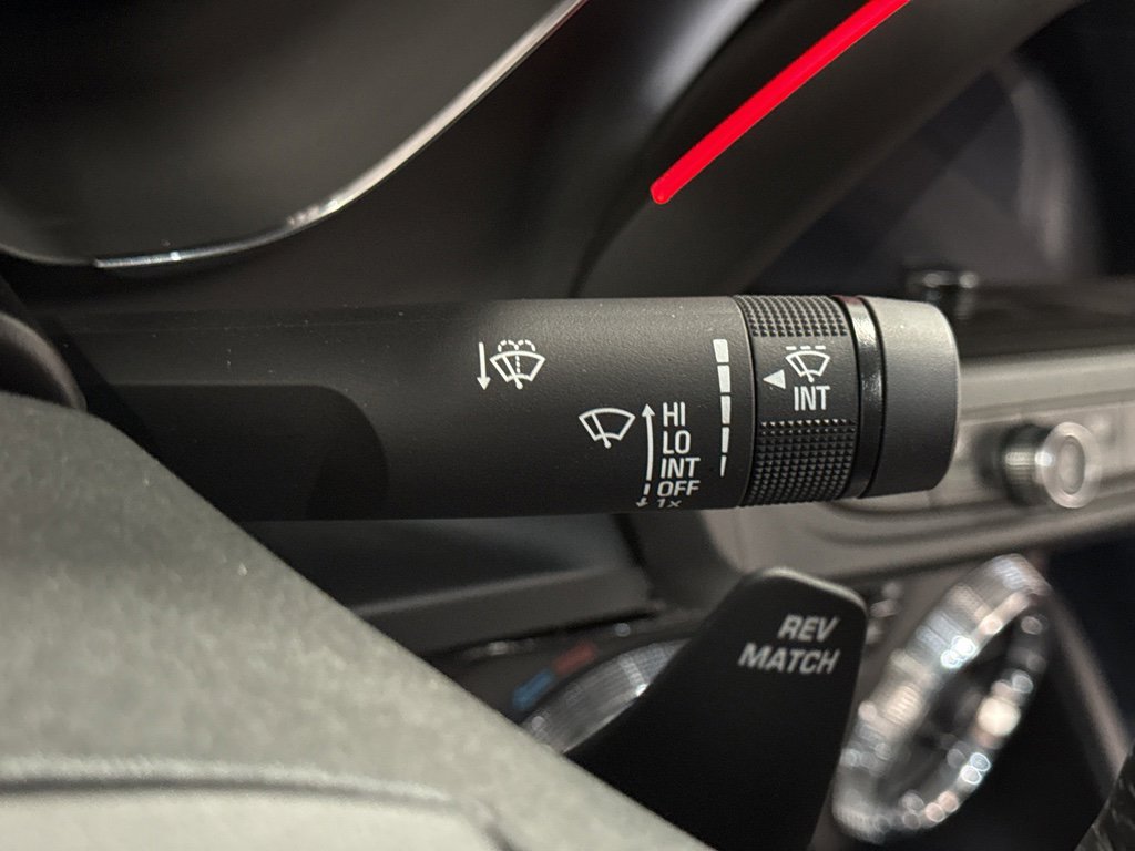 Used 2018 Chevrolet Camaro SS image 15