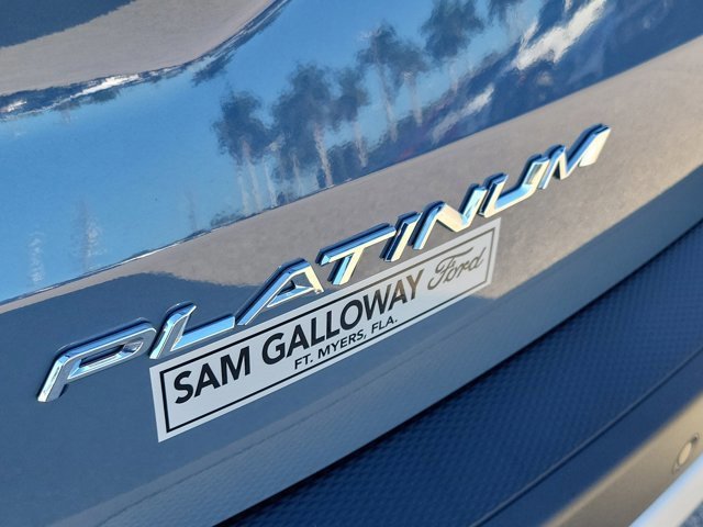 Certified 2023 Ford Escape Platinum image 10