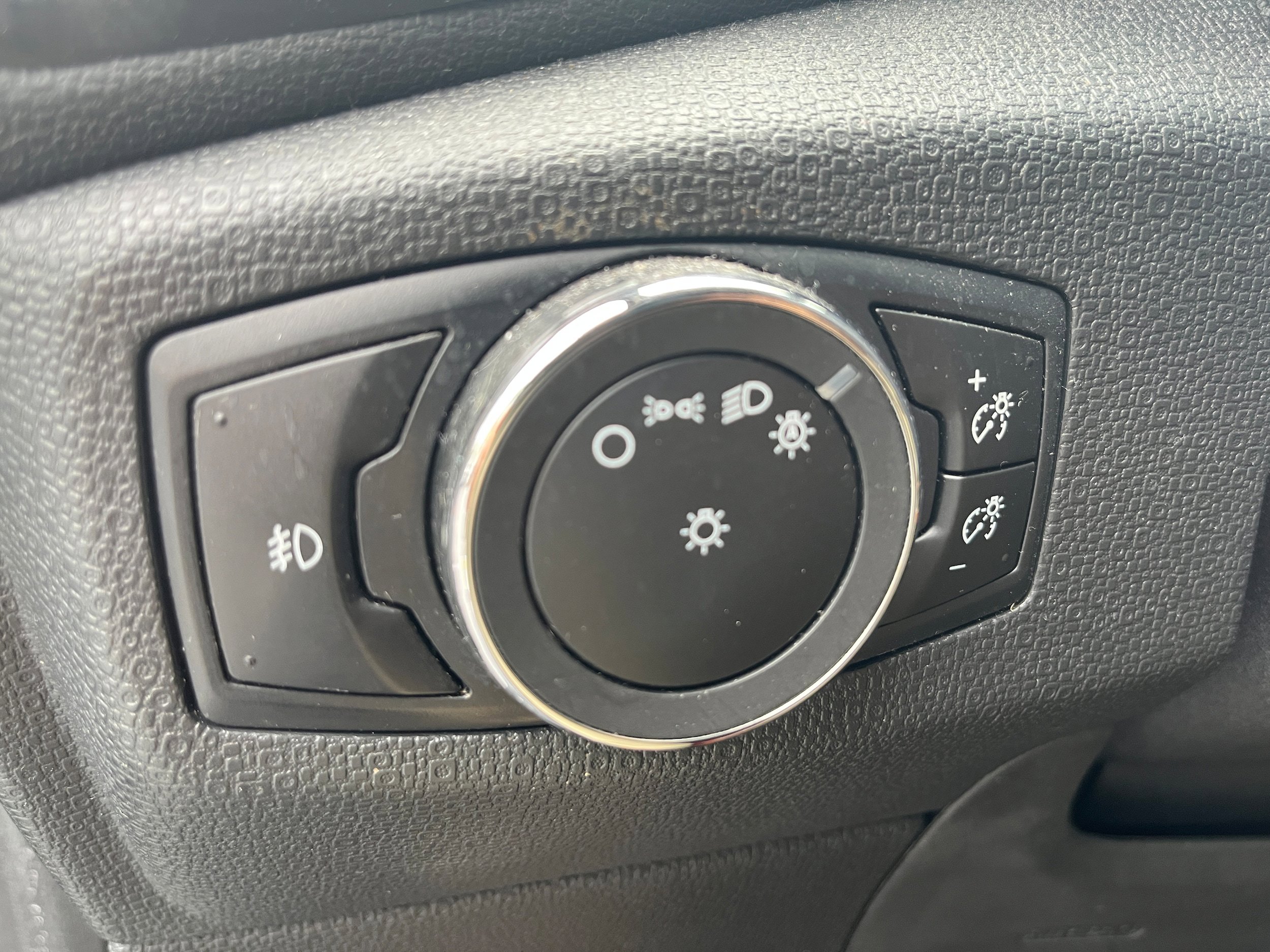 Certified 2018 Ford EcoSport SES AWD/4WD image 16