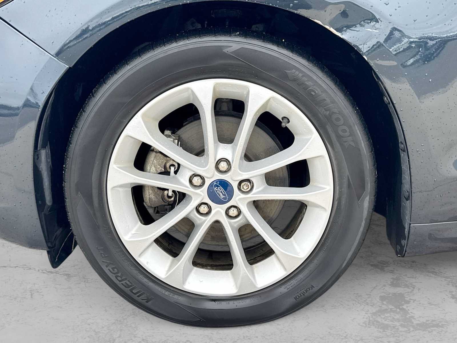 Certified 2020 Ford Fusion SE FWD image 13
