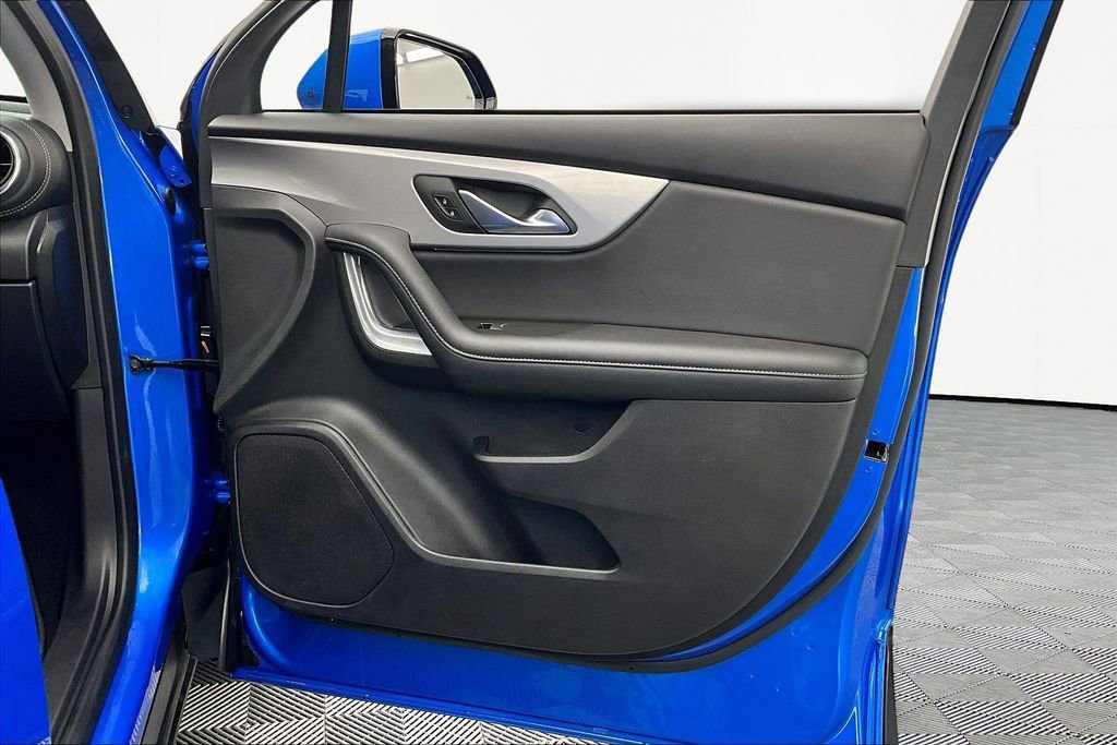 Used 2024 Chevrolet Blazer LT w/ Convenience Package image 24