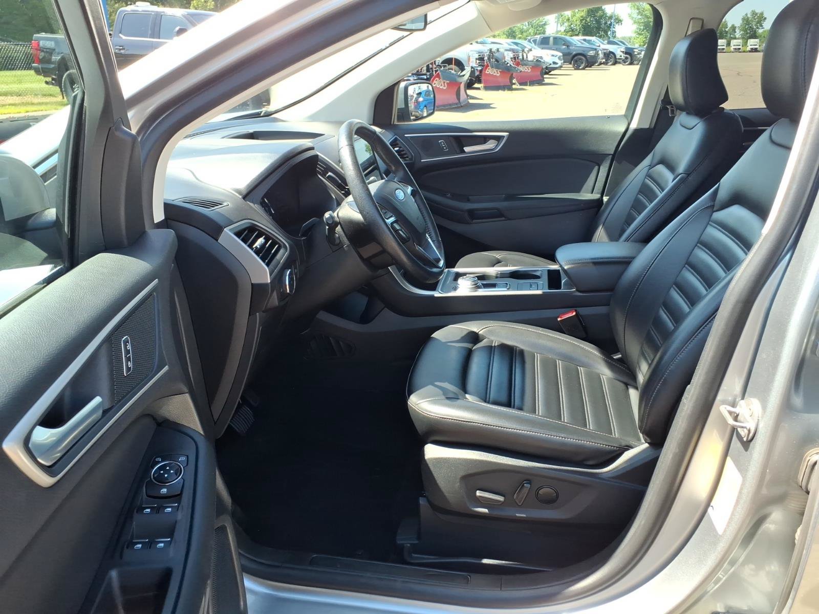 Certified 2024 Ford Edge SEL AWD/4WD image 10
