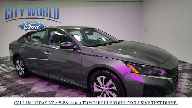 Used 2025 Nissan Altima 2.5 S FWD image 3