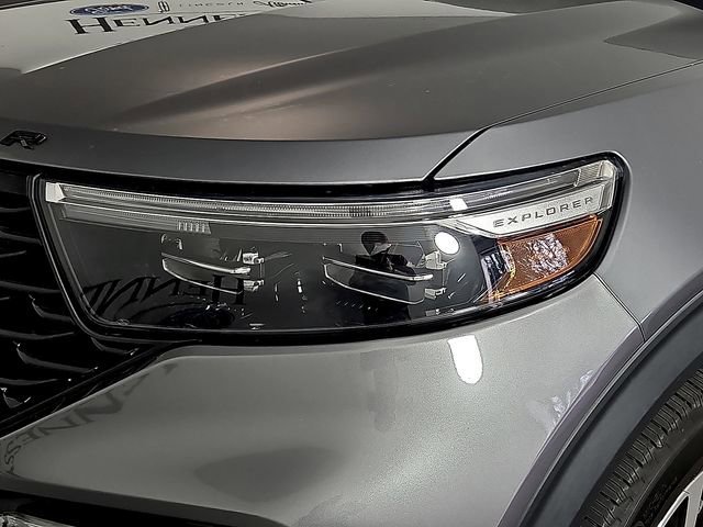 Certified 2022 Ford Explorer ST-Line w/ Class IV Trailer Tow Package image 10