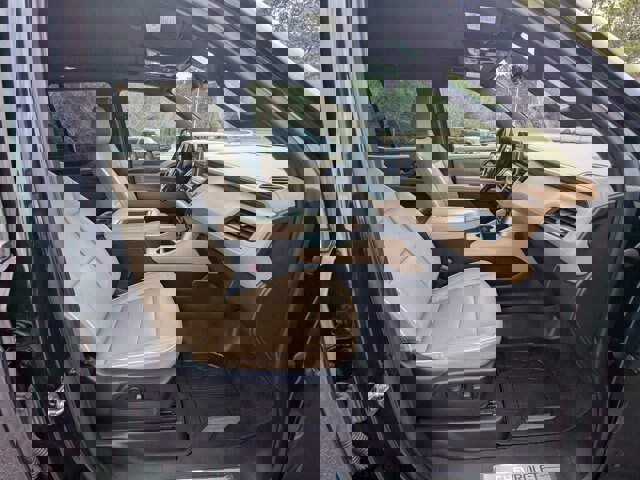 Used 2021 Chevrolet Tahoe Premier w/ Premium Package image 40