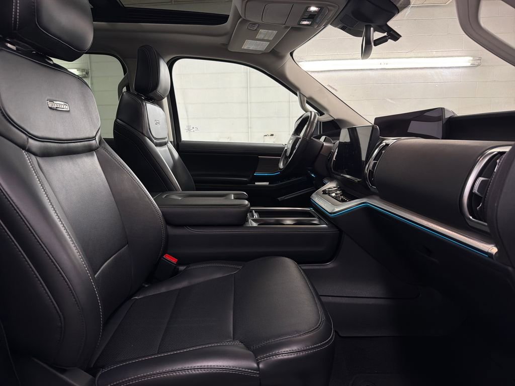 Certified 2025 Ford Expedition Max Platinum AWD/4WD image 32