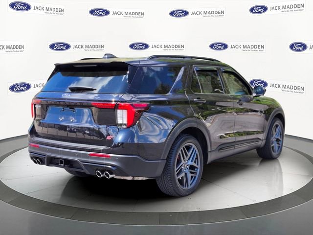 Certified 2025 Ford Explorer ST AWD/4WD image 5