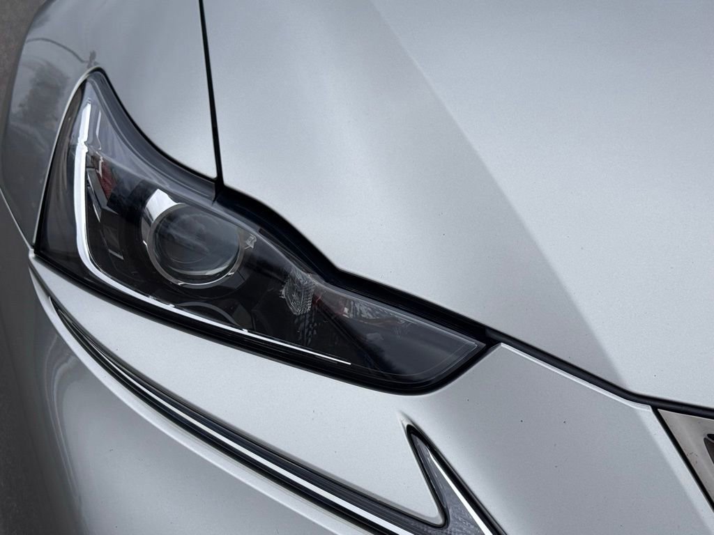 Used 2018 Lexus IS 350 F Sport image 4