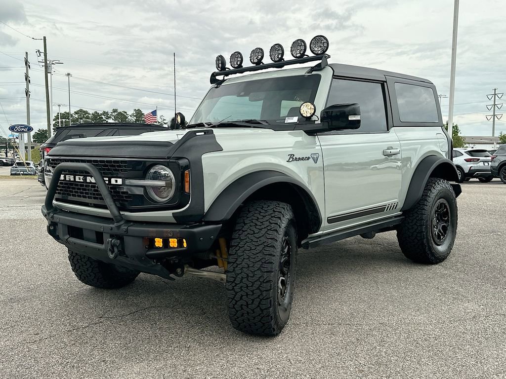 Certified 2021 Ford Bronco First Edition AWD/4WD image 2