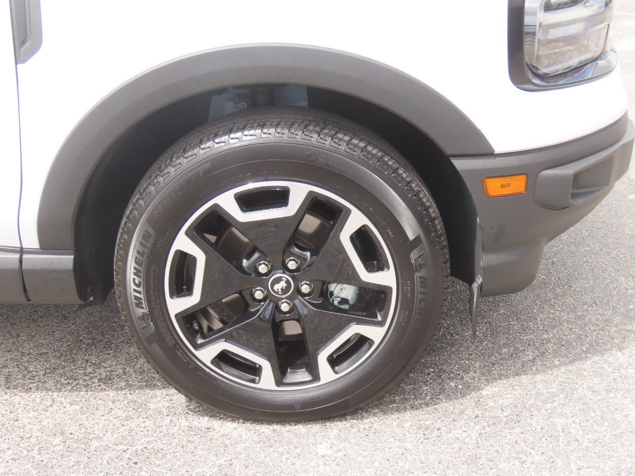 Certified 2024 Ford Bronco Sport Outer Banks AWD/4WD image 9