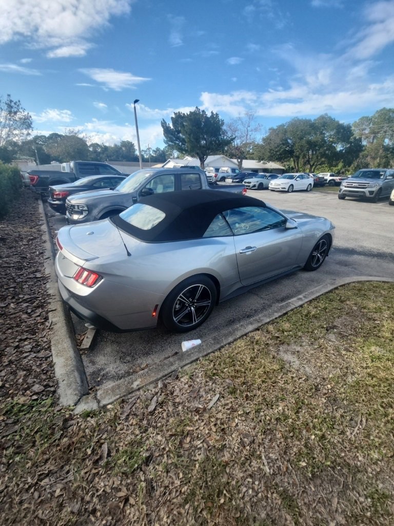 Certified 2024 Ford Mustang Premium image 6