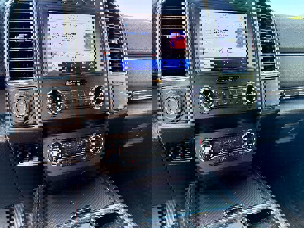 Certified 2020 Ford Expedition Max Limited w/ Equipment Group 303A AWD/4WD image 25