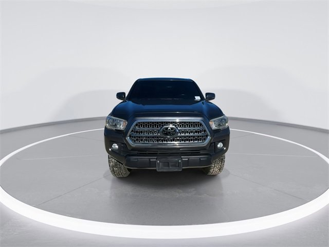 Used 2017 Toyota Tacoma TRD Off-Road image 14