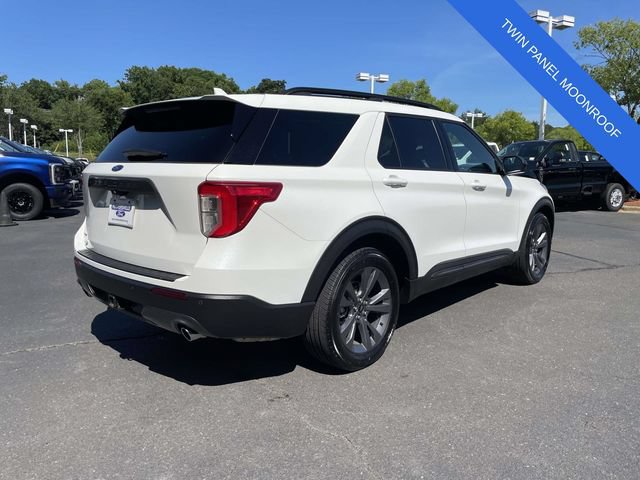 Certified 2023 Ford Explorer XLT w/ Equipment Group 202A RWD image 6