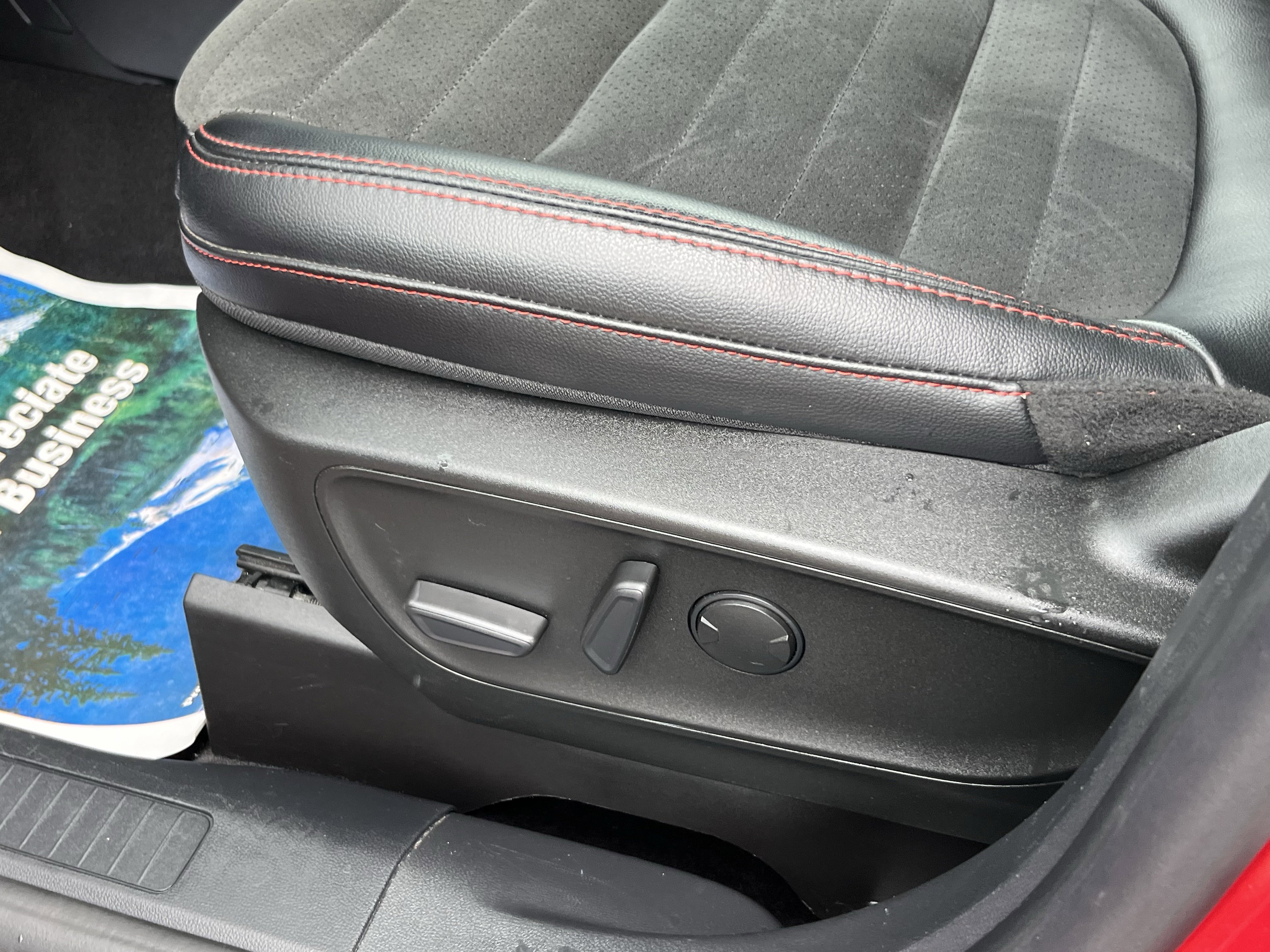 Certified 2022 Ford Escape SEL w/ SEL Stealth AWD Package image 13