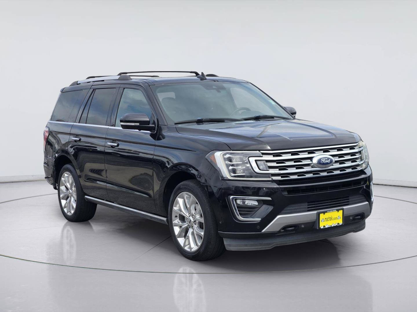 Certified 2018 Ford Expedition Limited w/ Equipment Group 302A AWD/4WD image 3