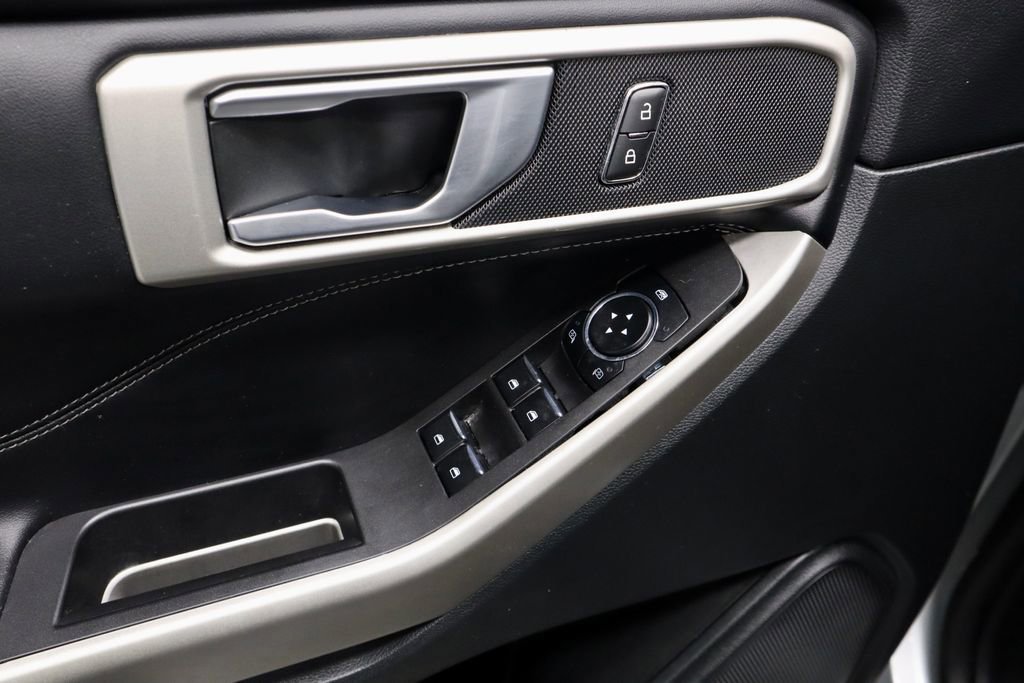 Certified 2023 Ford Explorer XLT w/ Equipment Group 202A image 23