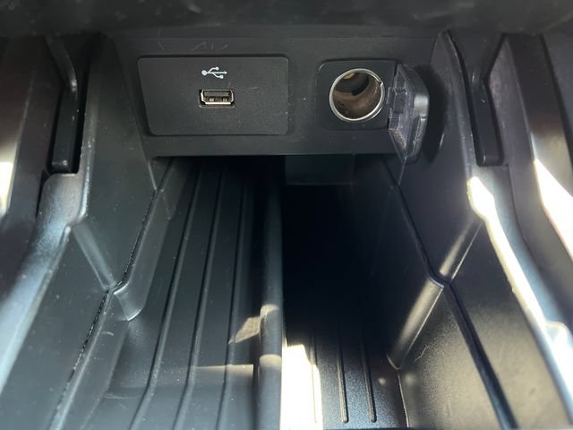 Certified 2017 Ford Explorer XLT AWD/4WD image 21