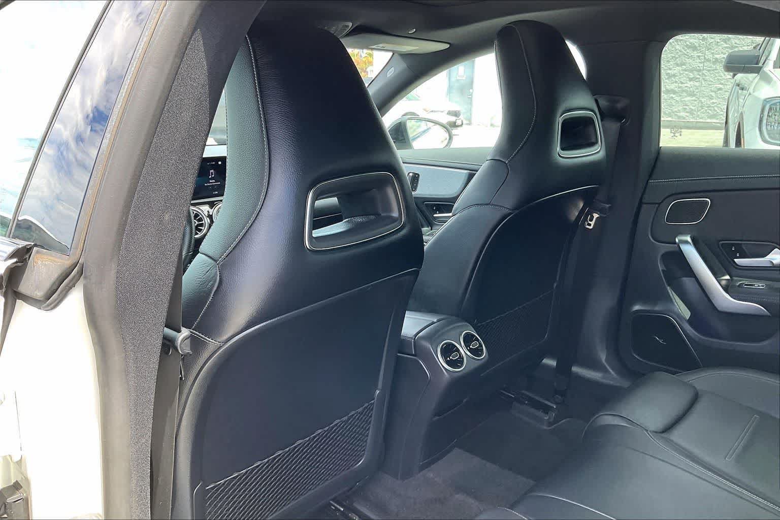 Used 2020 Mercedes-Benz CLA 250 image 12