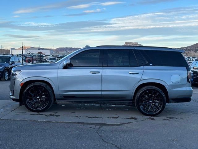 Used 2024 Cadillac Escalade Sport w/ LPO, ONYX Package image 2