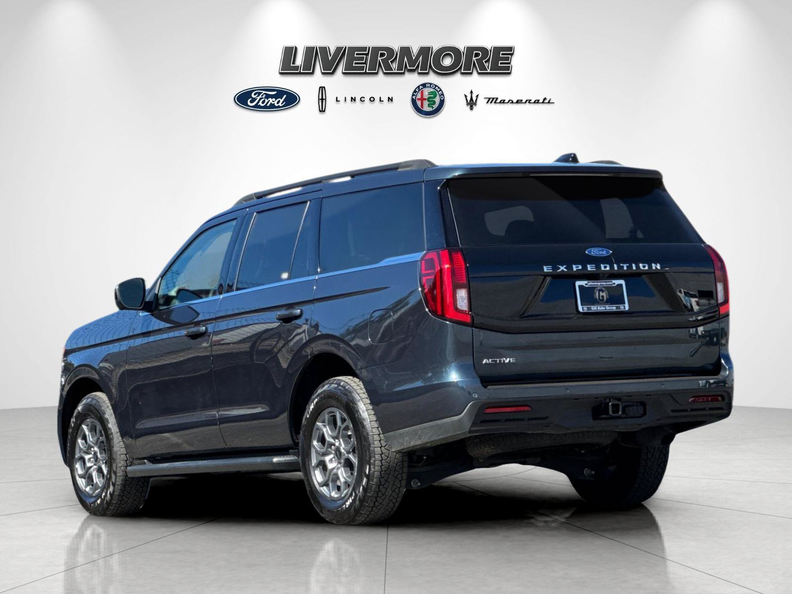 Certified 2025 Ford Expedition Active AWD/4WD image 5