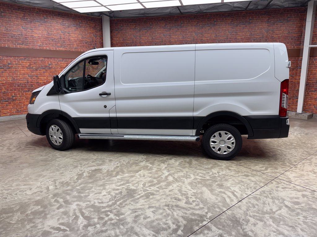 Certified 2025 Ford Transit 250 Low Roof w/ Exterior Upgrade Package RWD image 2