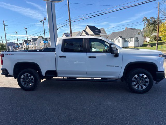 Used 2024 Chevrolet Silverado 2500 Custom w/ Custom Value Package AWD/4WD image 5