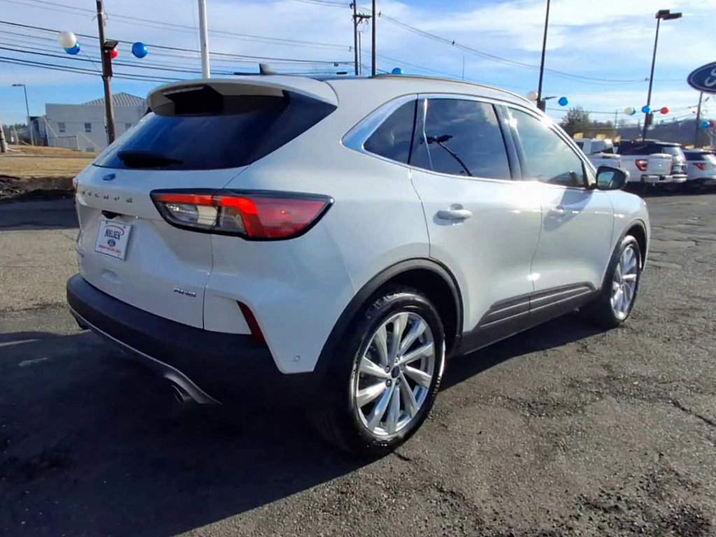 Certified 2022 Ford Escape Titanium w/ Titanium Elite Package image 7