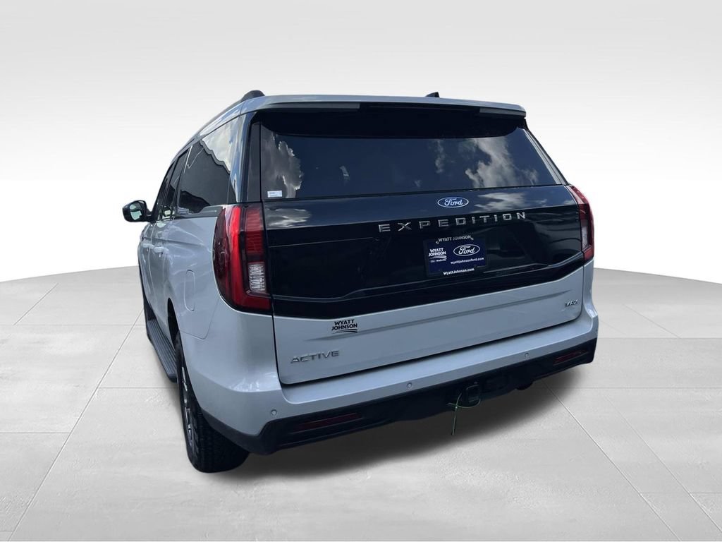 Certified 2025 Ford Expedition Max Active AWD/4WD image 6