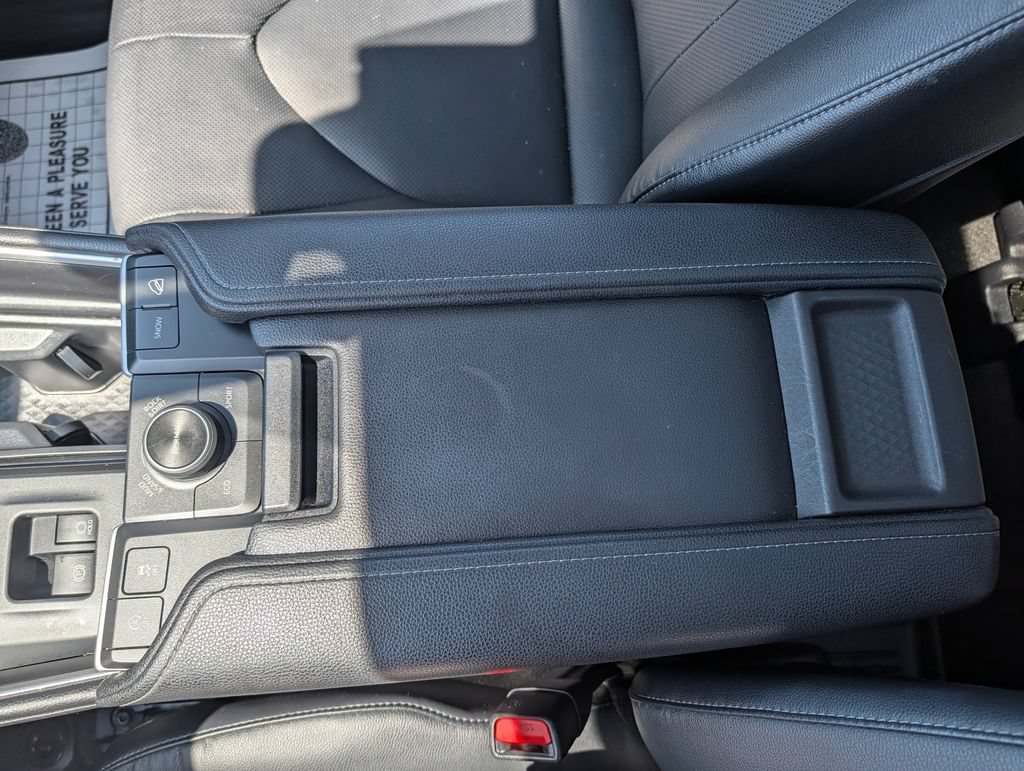 Used 2024 Toyota Grand Highlander AWD image 15