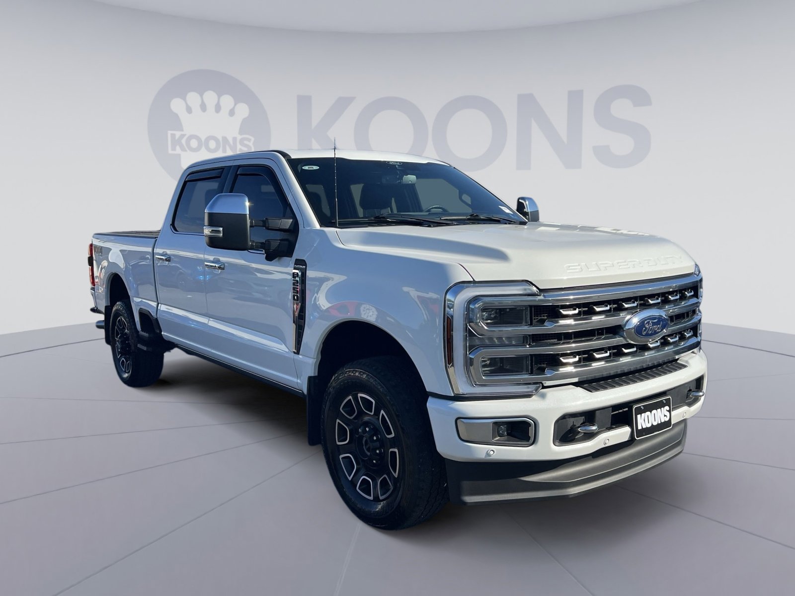 Certified 2024 Ford F250 Platinum w/ FX4 Off-Road Package AWD/4WD image 18