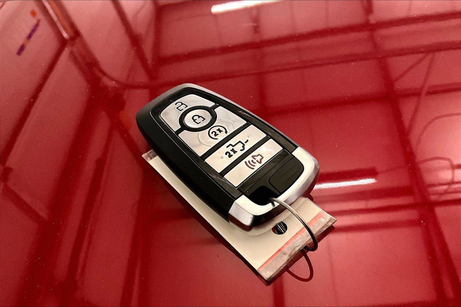 Certified 2024 Ford F350 Lariat image 9