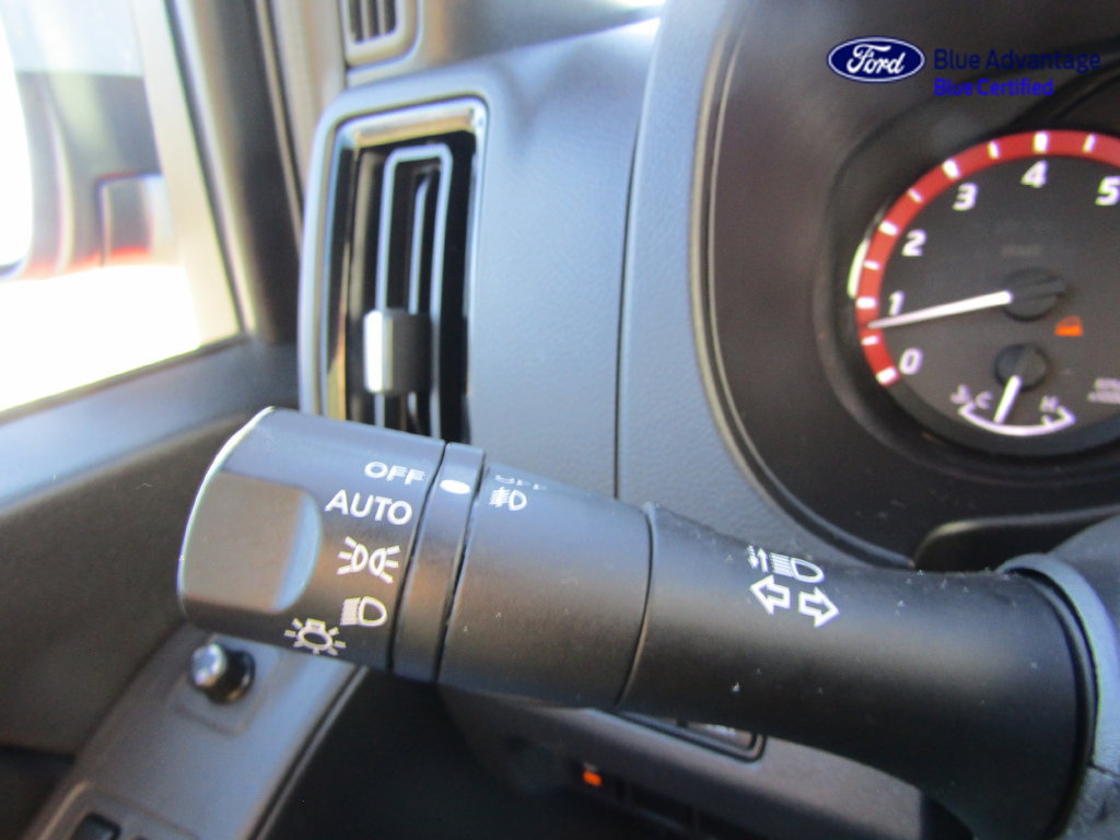 Used 2025 Nissan Frontier PRO-4X w/ Interior Protection Package AWD/4WD image 40